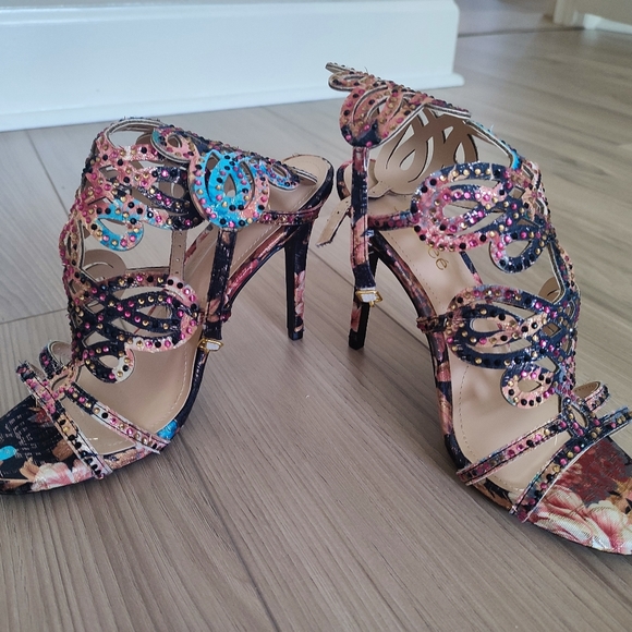 J Renee High Heels shoes, 8.5W - Picture 2 of 8